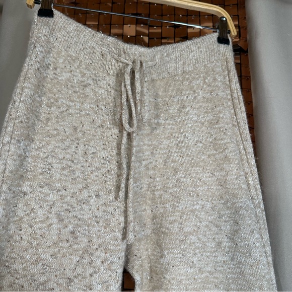 Heartloon Jaya Soft Knit Sweater Style Jogger Pants Neutral Tan Cream Size Small - Picture 4 of 11